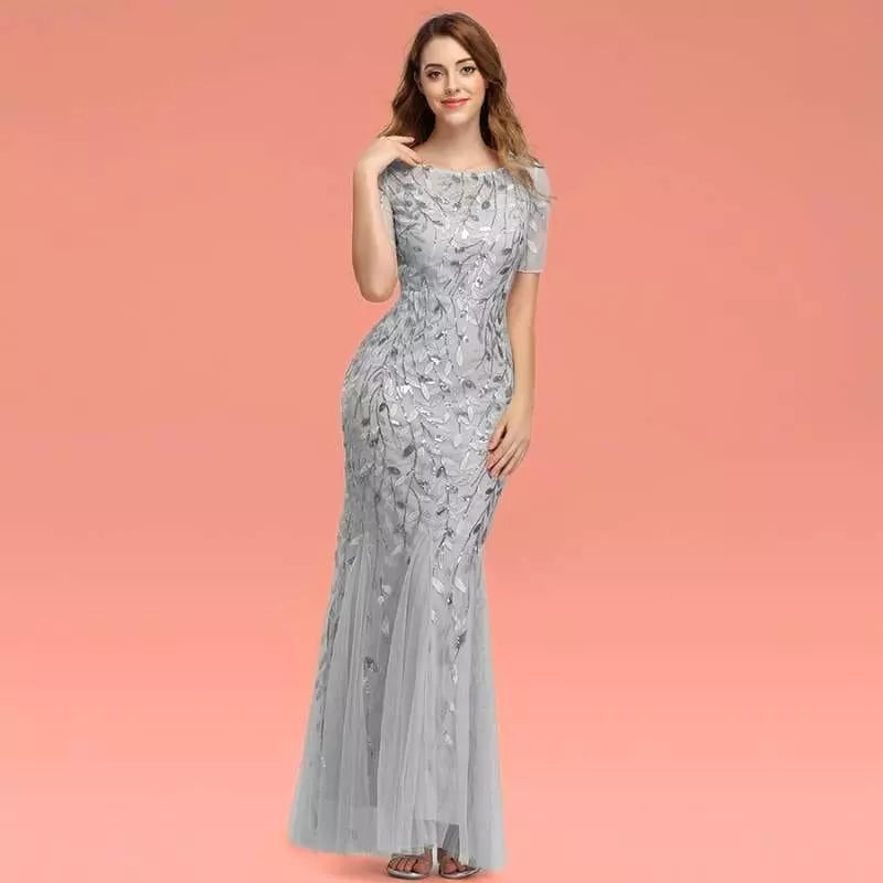 "Ella Élégance" - Robe Longue de Soirée évasée et ornée de Sequins
