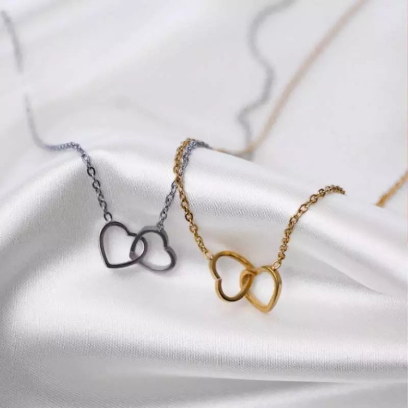 UnisCœur™ - Le collier qui scelle votre amour avec magie et passion