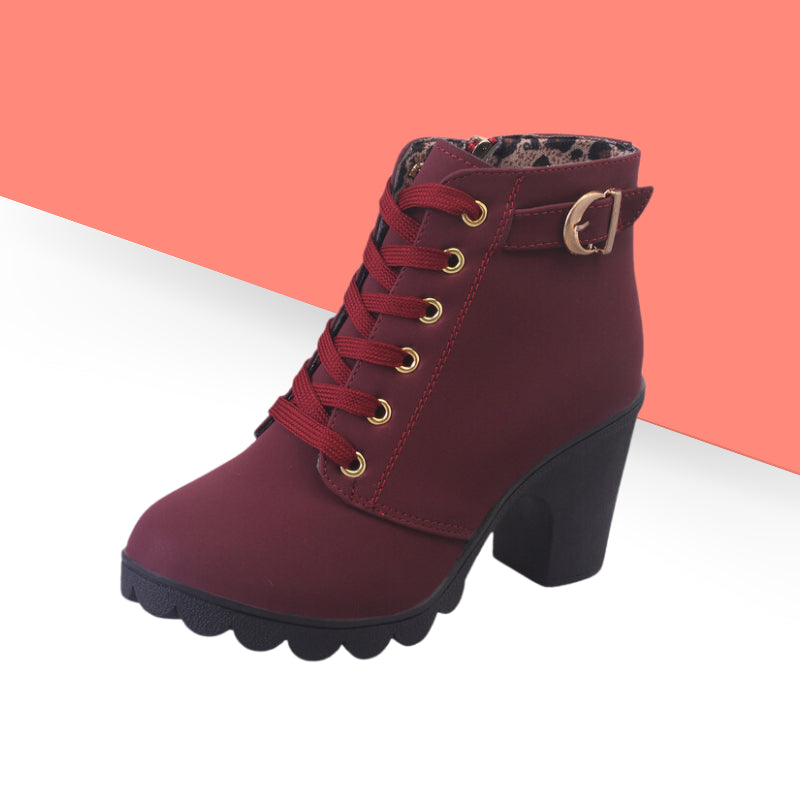 "ChicHeels" -  Bottines à talons hauts et lacets