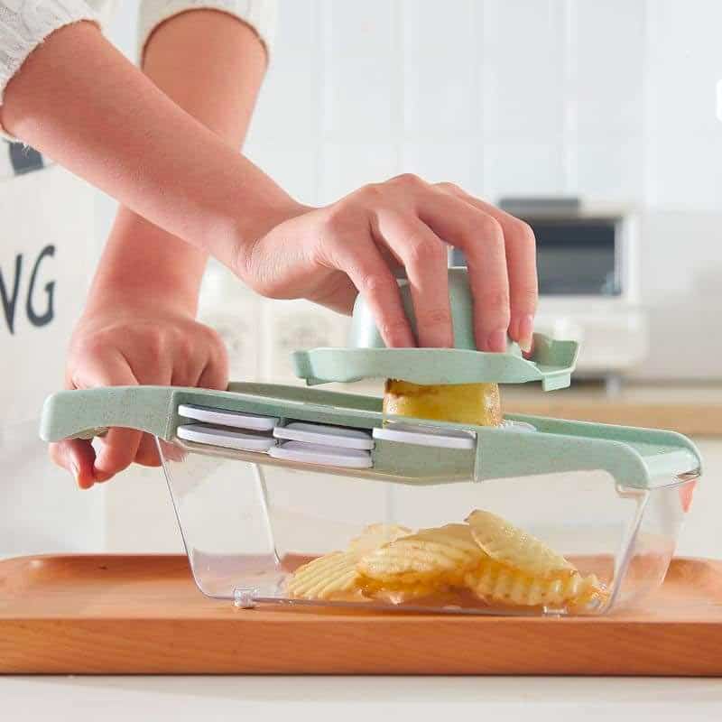 DESTOCKAGE : Mando Fit™, la meilleure mandoline 8 en 1 du marché